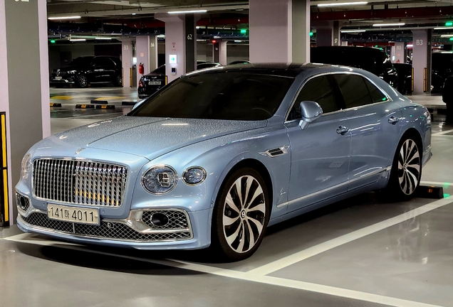 Bentley Flying Spur V8 Azure