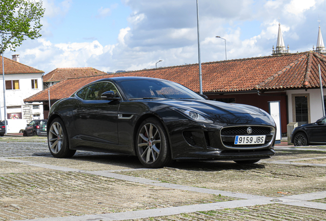 Jaguar F-TYPE S Coupé