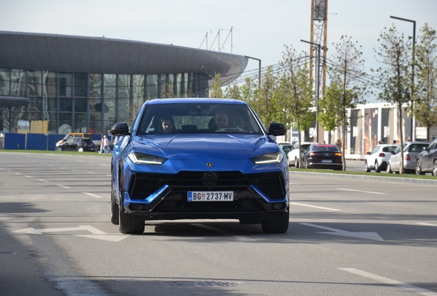 Lamborghini Urus S