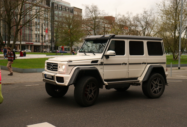 Mercedes-Benz G 500 4X4²