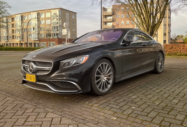 Mercedes-Benz S 63 AMG Coupé C217