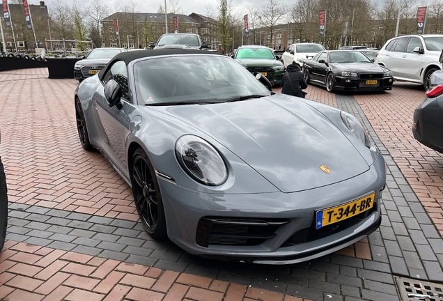 Porsche 992 Carrera 4 GTS Cabriolet