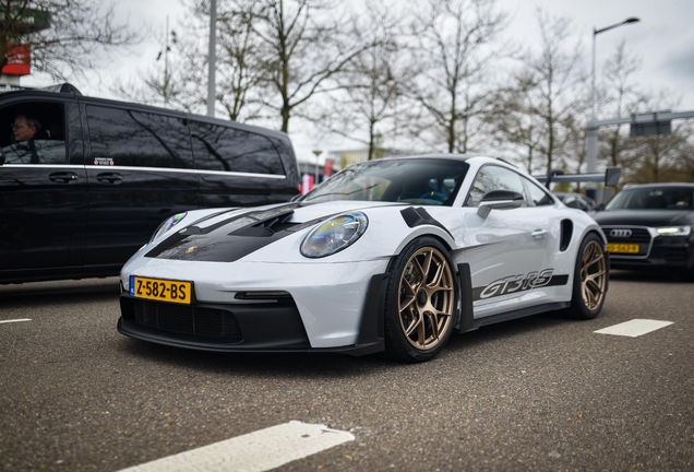 Porsche 992 GT3 RS Weissach Package