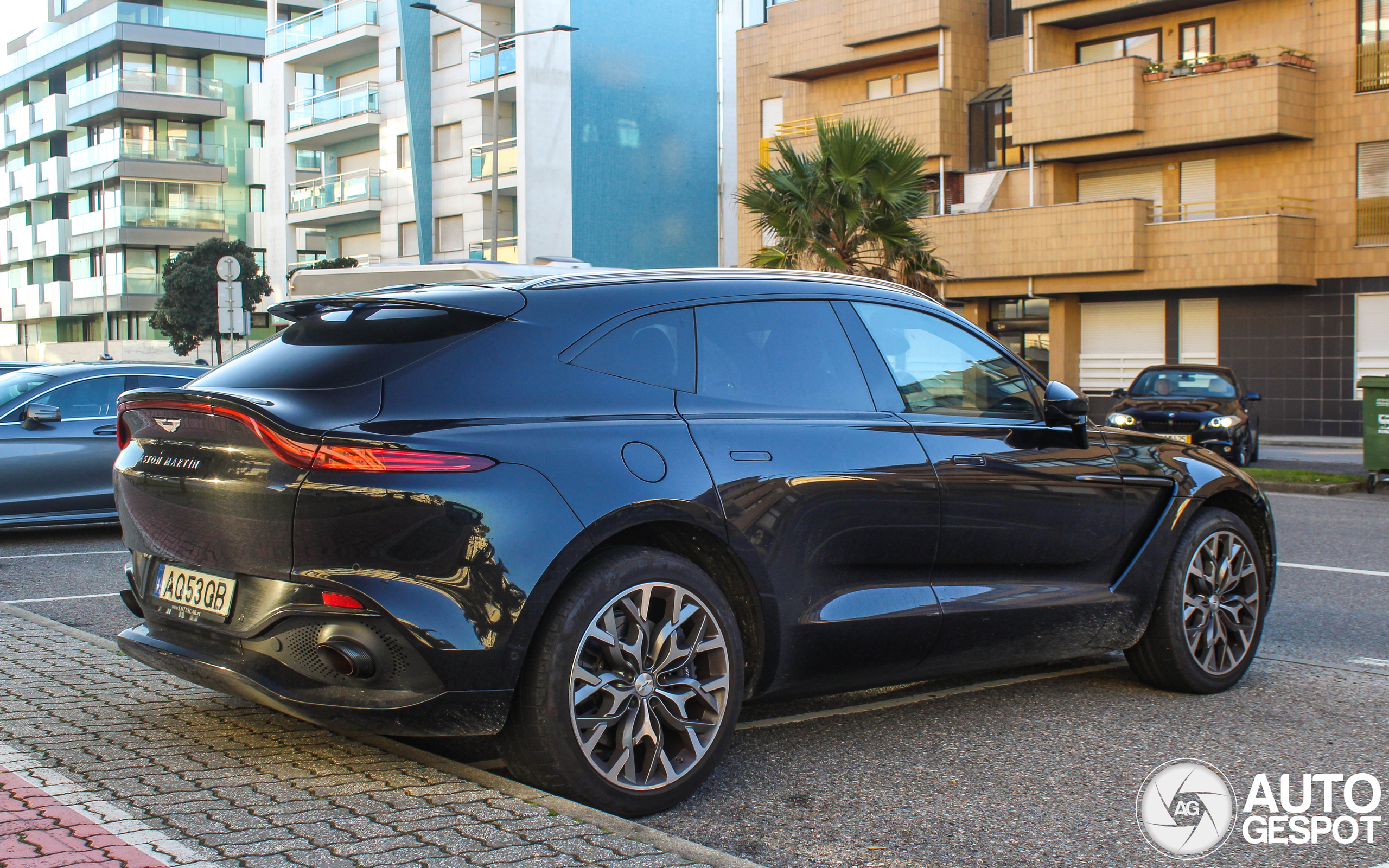 Aston Martin DBX