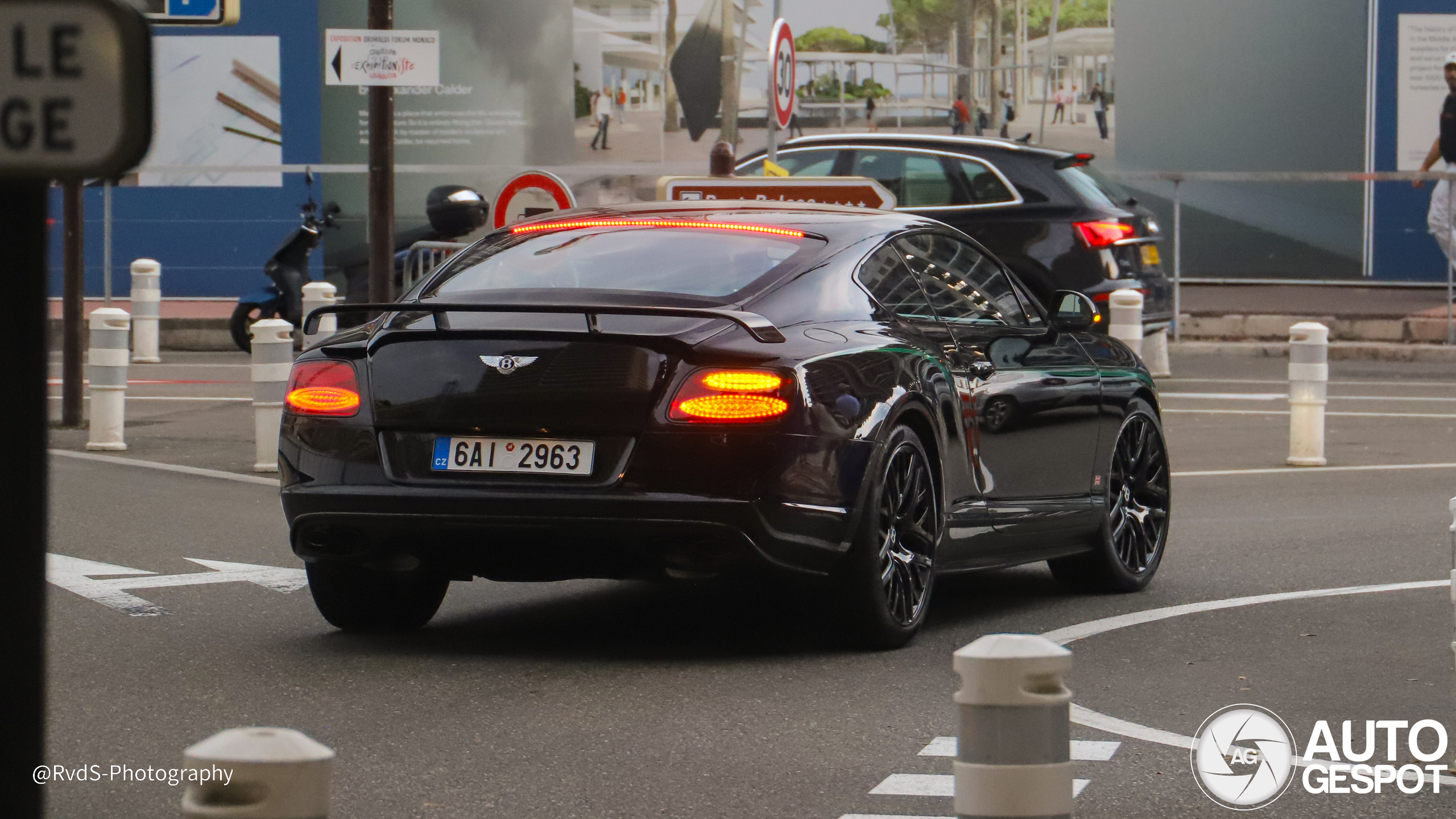 Bentley Continental GT3-R