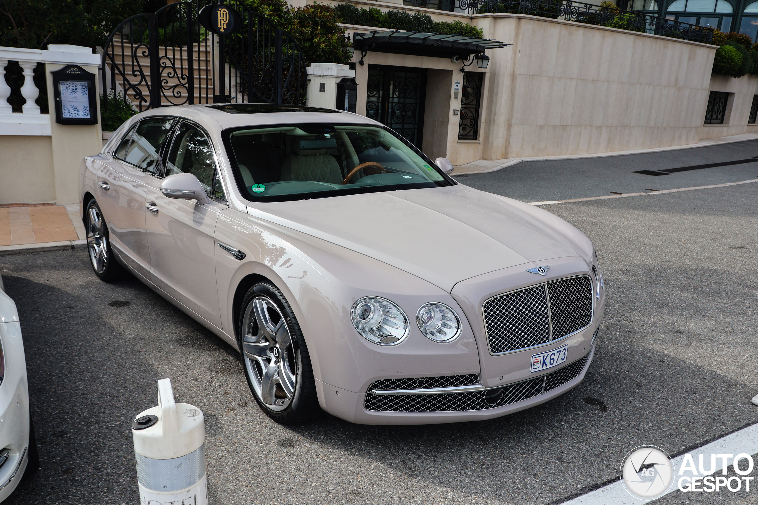 Bentley Flying Spur W12