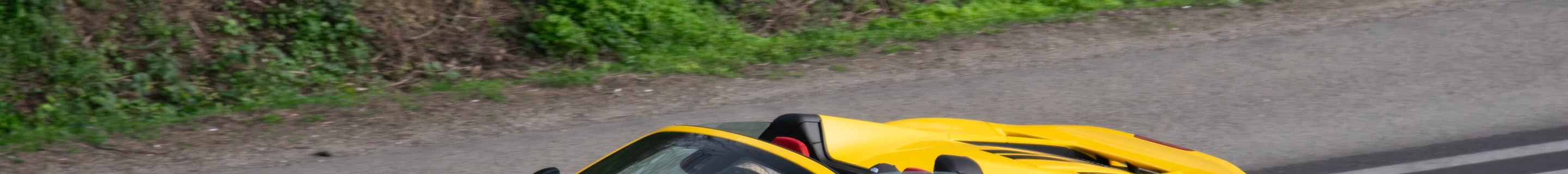 Ferrari F8 Spider