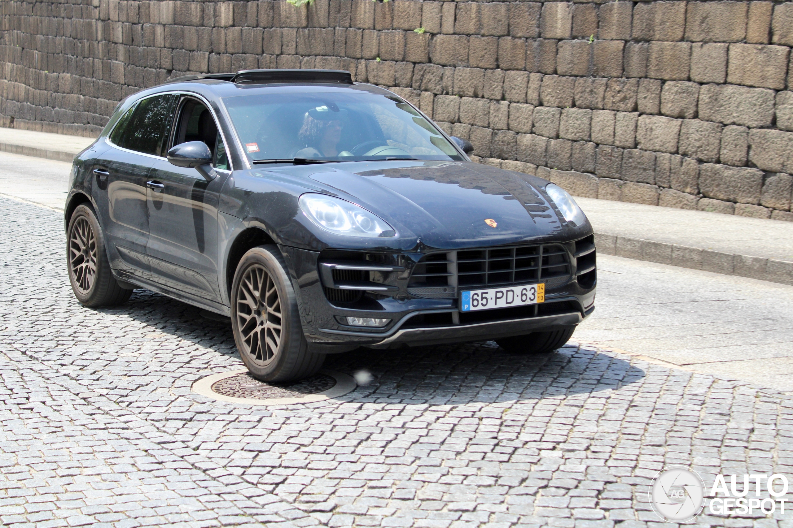 Porsche 95B Macan Turbo