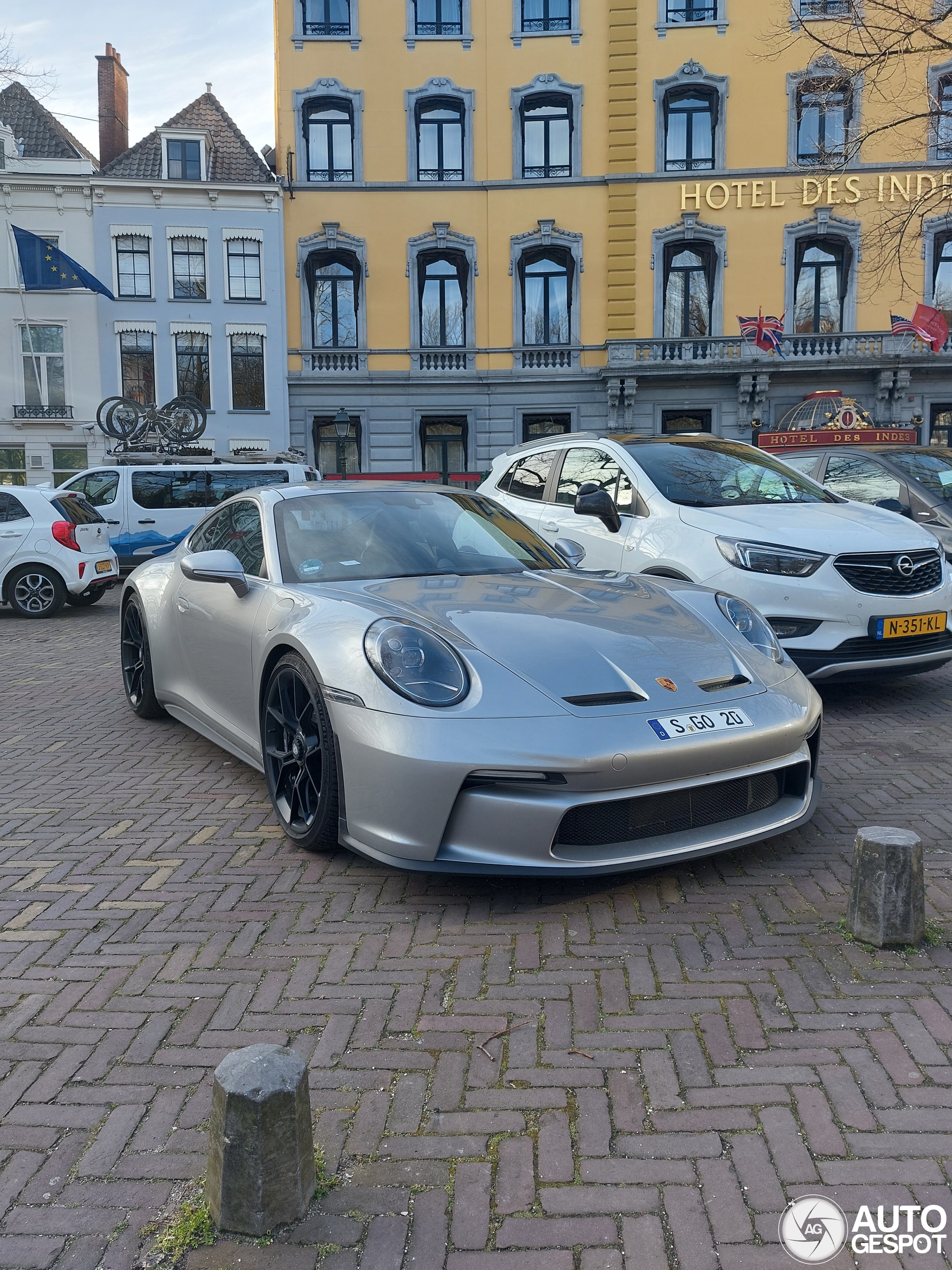 Porsche 992 GT3 Touring