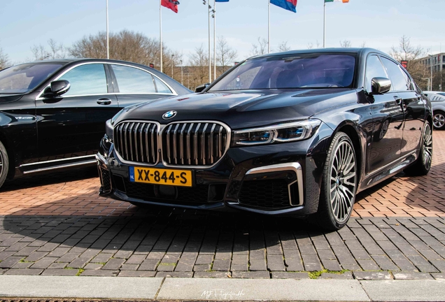 BMW M760Li xDrive 2019