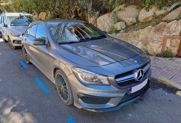 Mercedes-AMG CLA 45 Shooting Brake X117