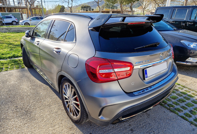 Mercedes-AMG GLA 45 X156