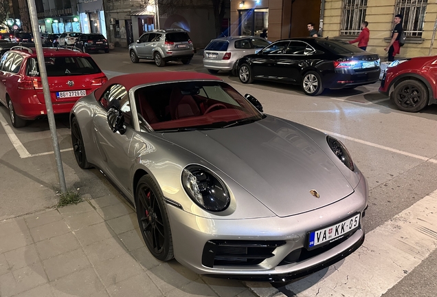 Porsche 992 Carrera 4 GTS Cabriolet