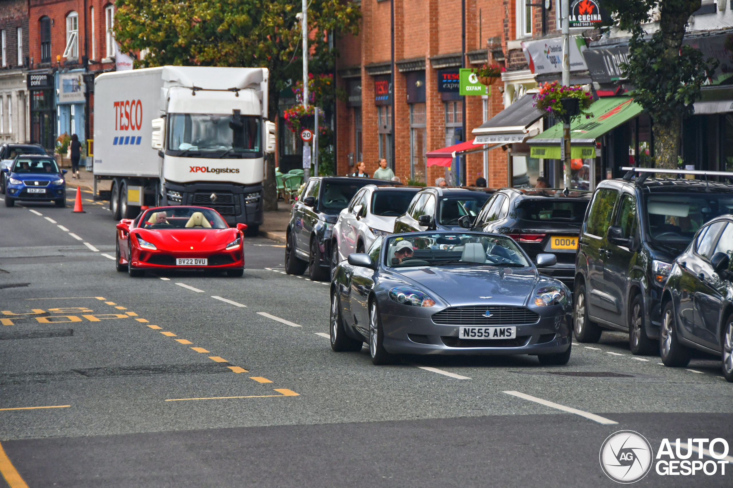 Aston Martin DB9 Volante