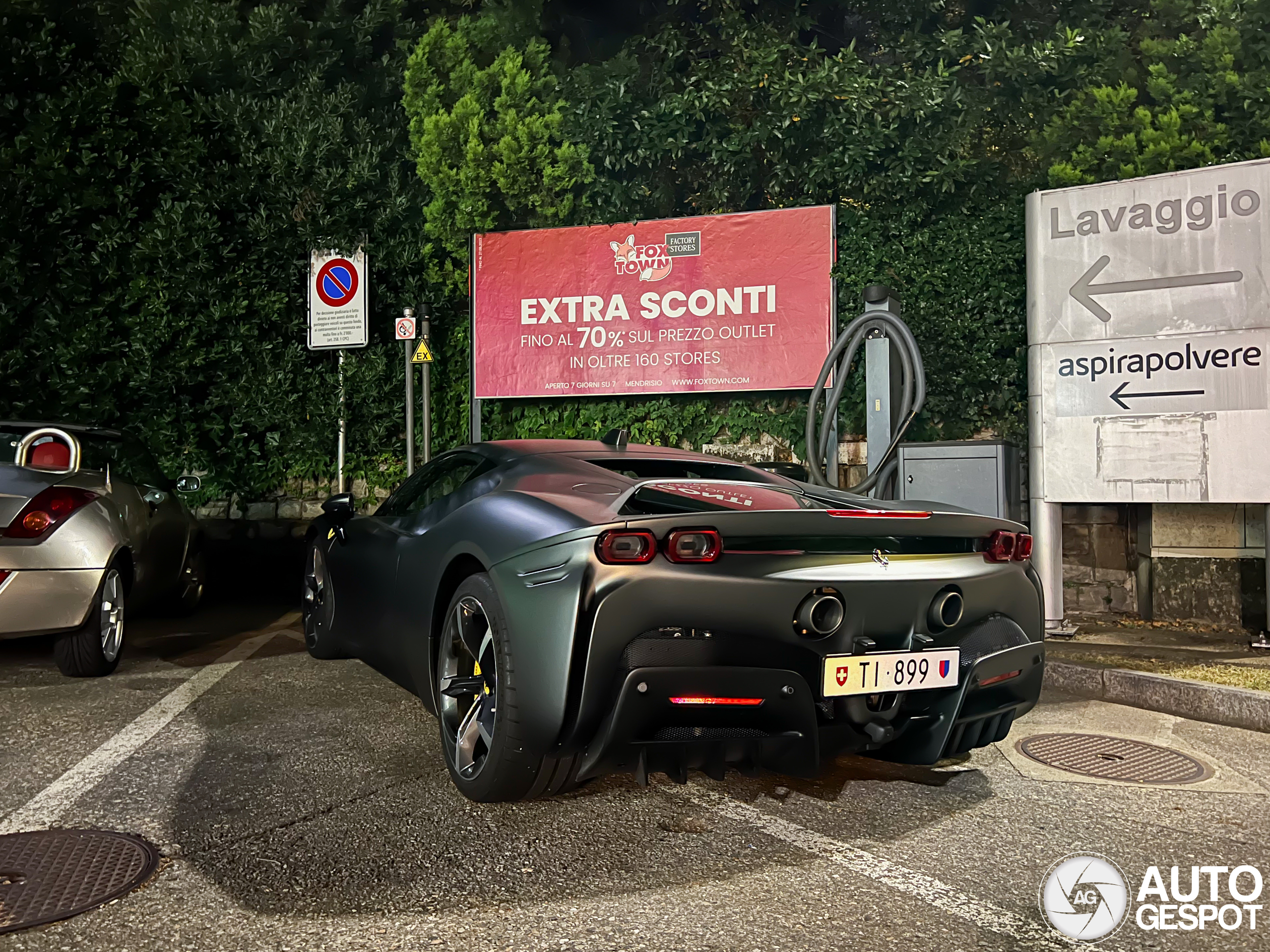 Ferrari SF90 Stradale