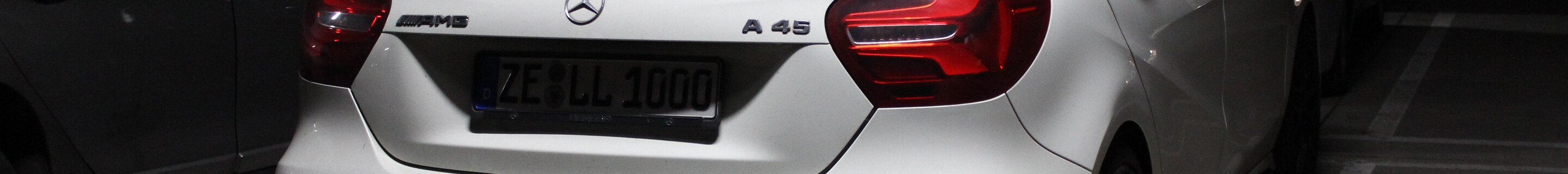 Mercedes-AMG A 45 W176 2015