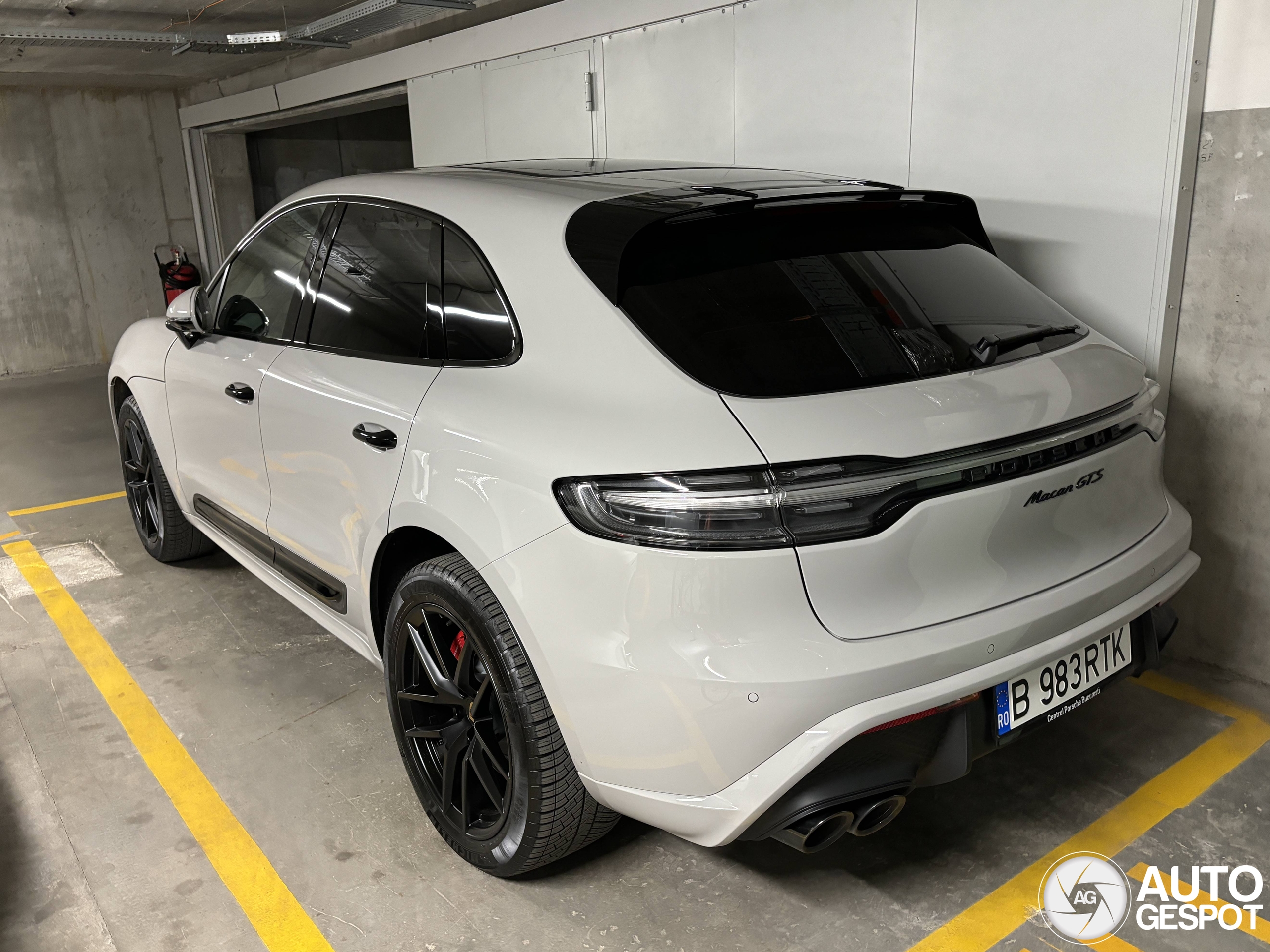 Porsche 95B Macan GTS MkIII