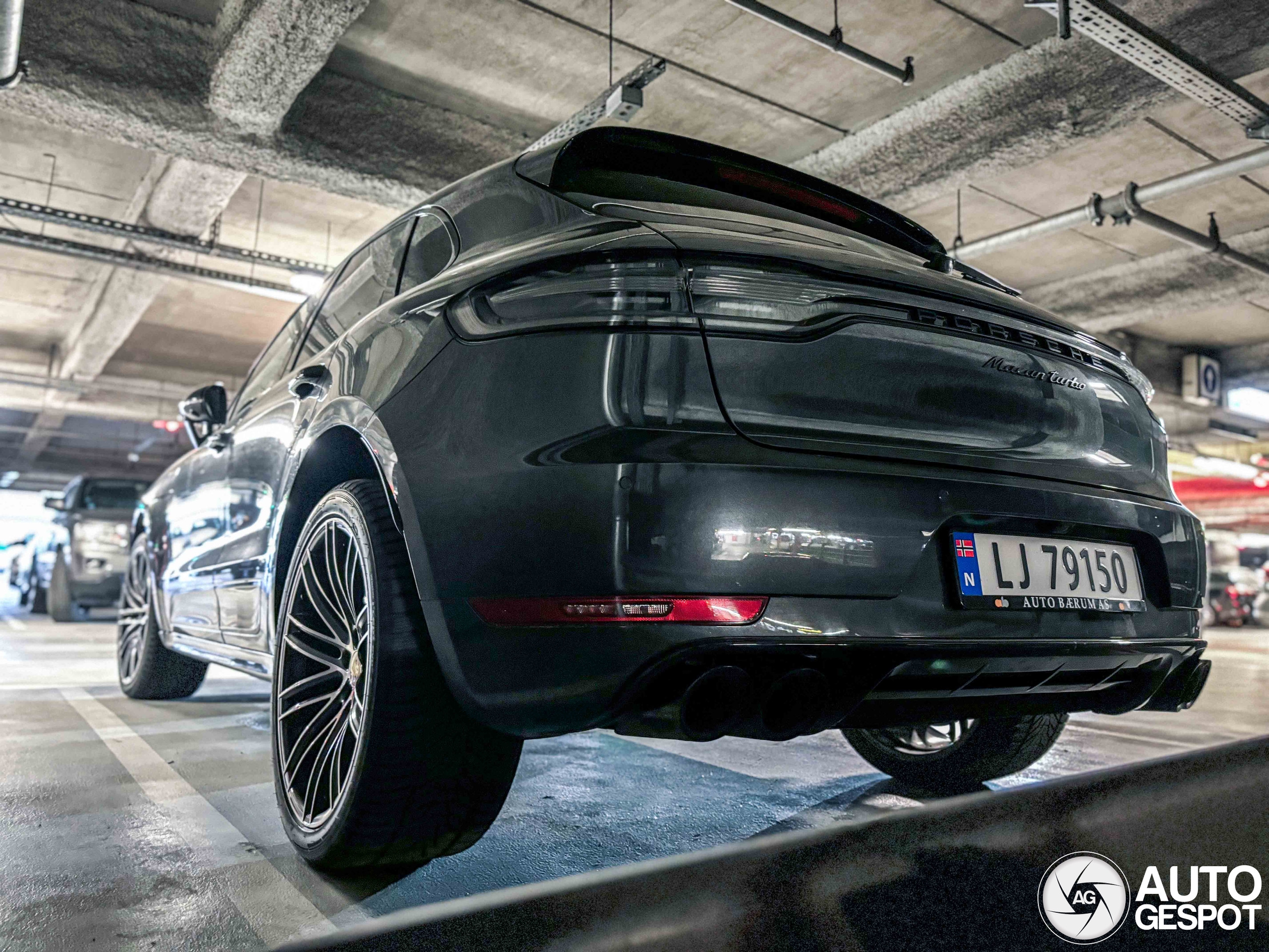 Porsche 95B Macan Turbo MkII