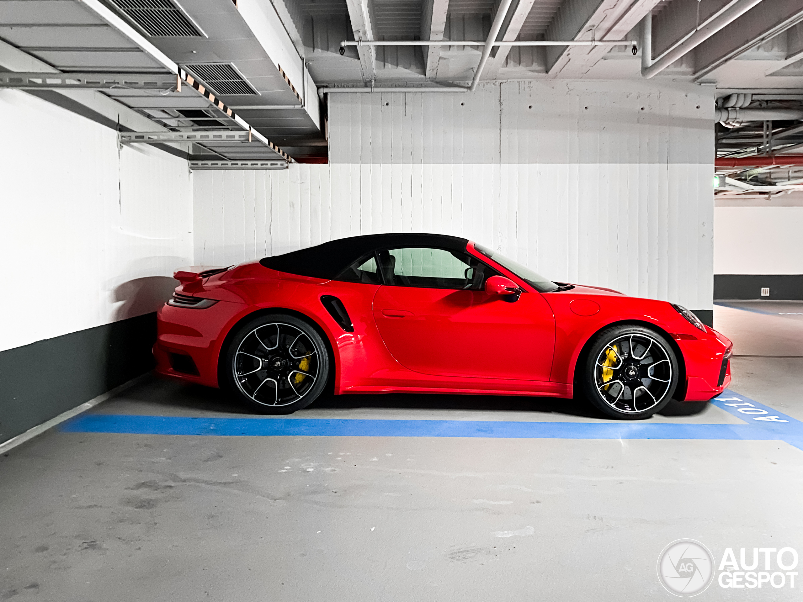 Porsche 992 Turbo S Cabriolet