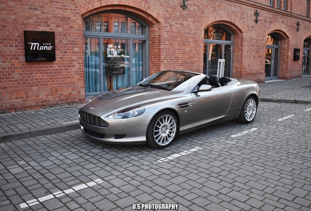 Aston Martin DB9 Volante