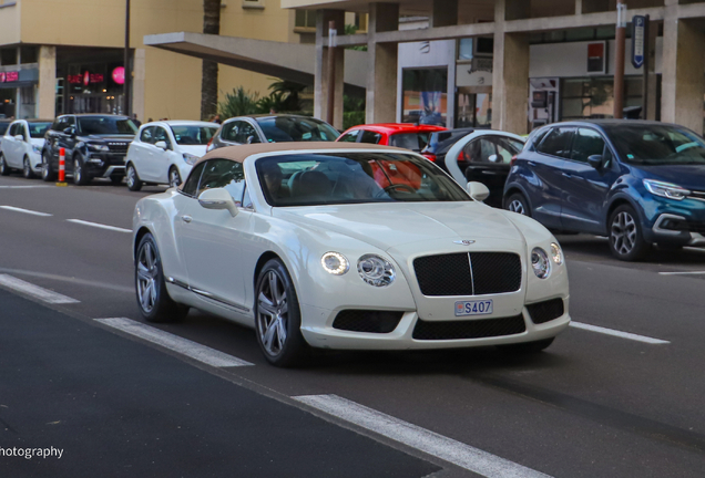 Bentley Continental GTC V8