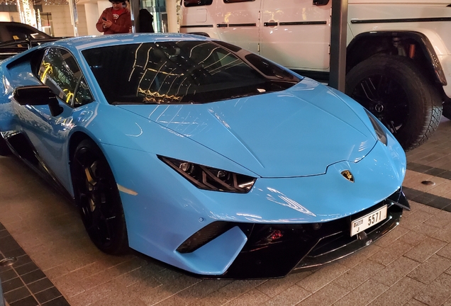 Lamborghini Huracán LP640-4 Performante