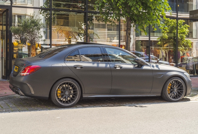 Mercedes-AMG C 63 S W205