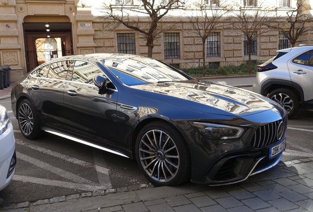 Mercedes-AMG GT 63 S X290