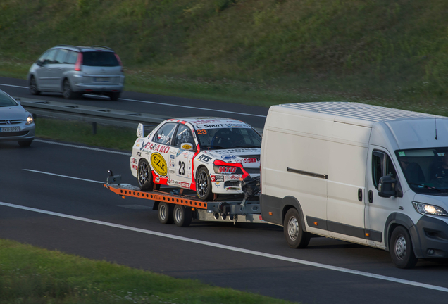 Mitsubishi Lancer Evolution VII Rally