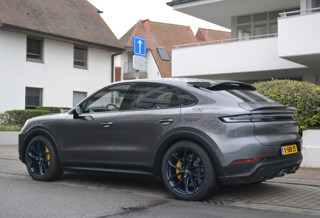 Porsche Cayenne Coupé Turbo E-Hybrid