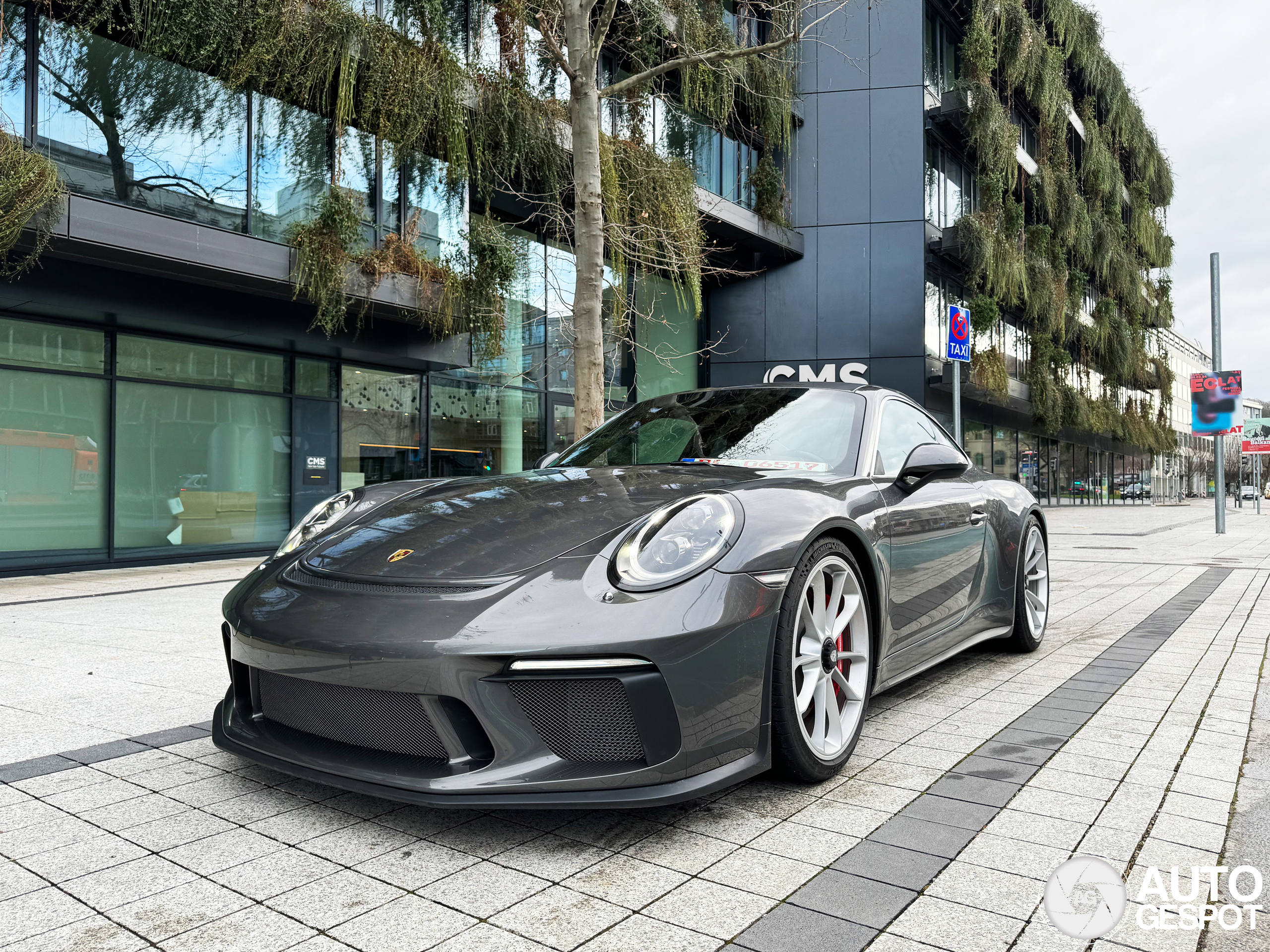 Porsche 991 GT3 Touring