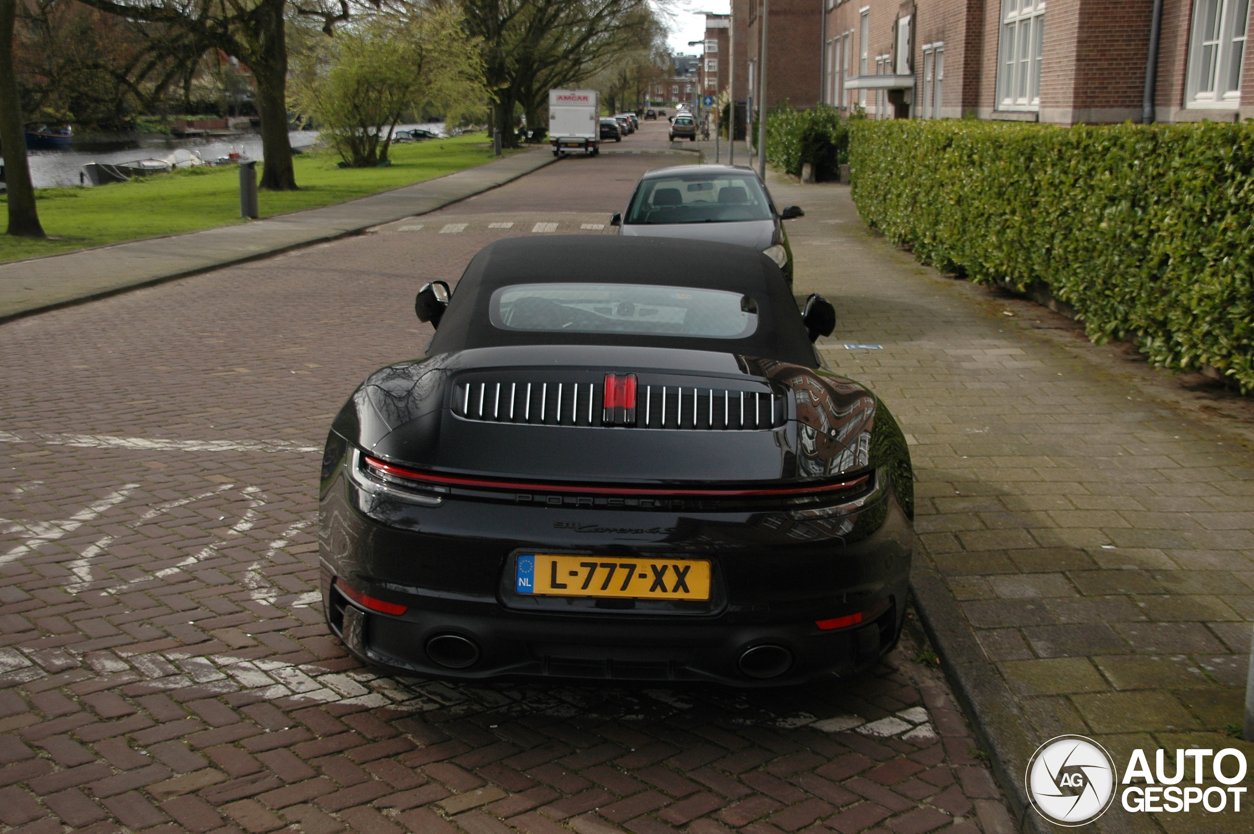 Porsche 992 Carrera 4S Cabriolet