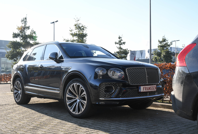 Bentley Bentayga Hybrid 2021