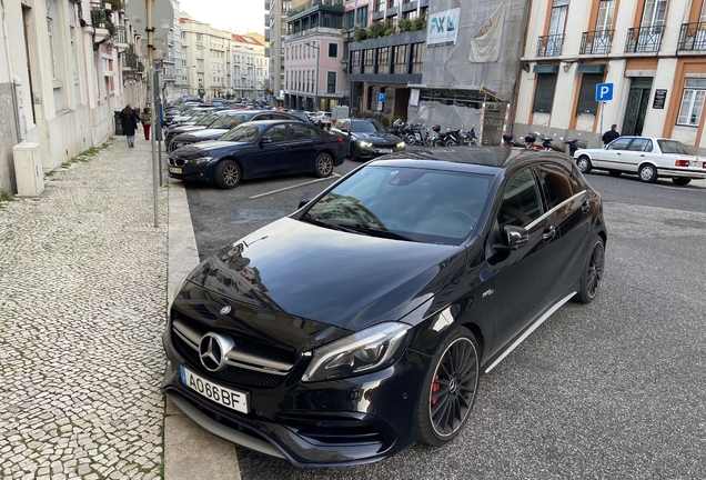 Mercedes-AMG A 45 W176 2015