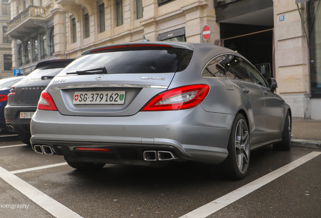 Mercedes-Benz CLS 63 AMG X218 Shooting Brake