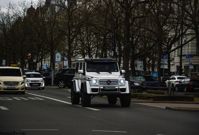 Mercedes-Benz G 500 4X4²