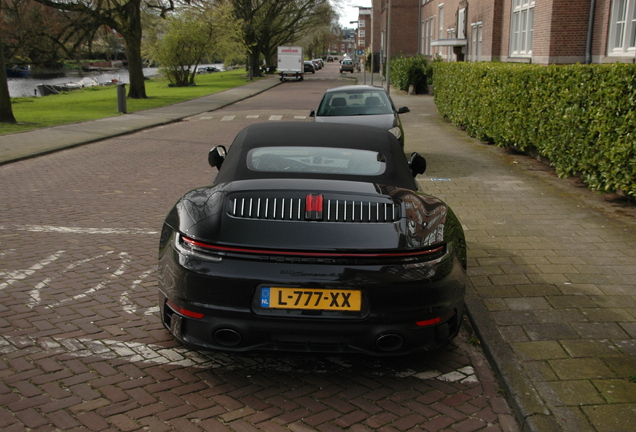 Porsche 992 Carrera 4S Cabriolet