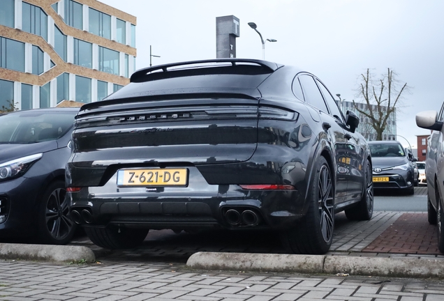 Porsche Cayenne Coupé Turbo E-Hybrid