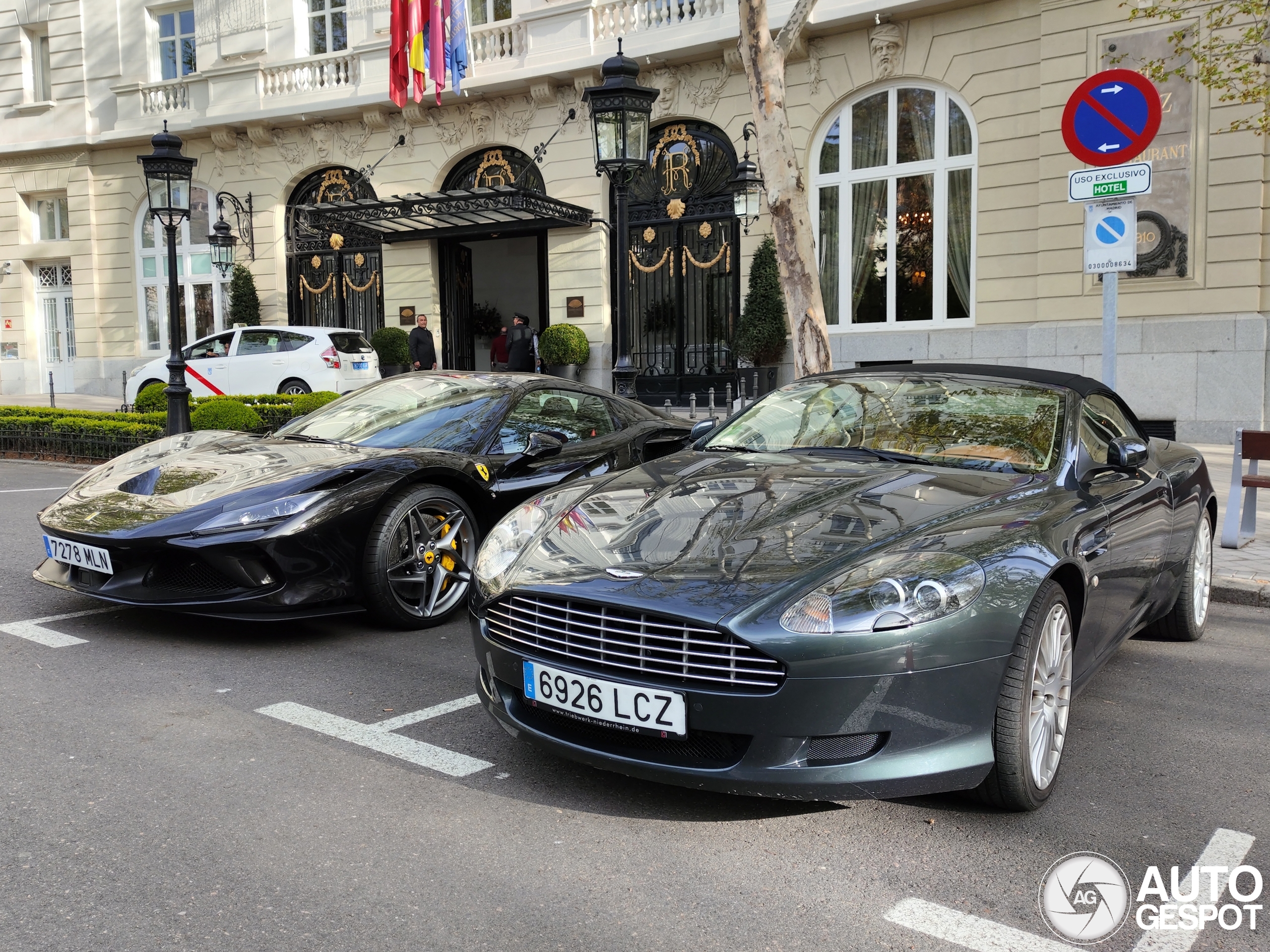 Aston Martin DB9 Volante