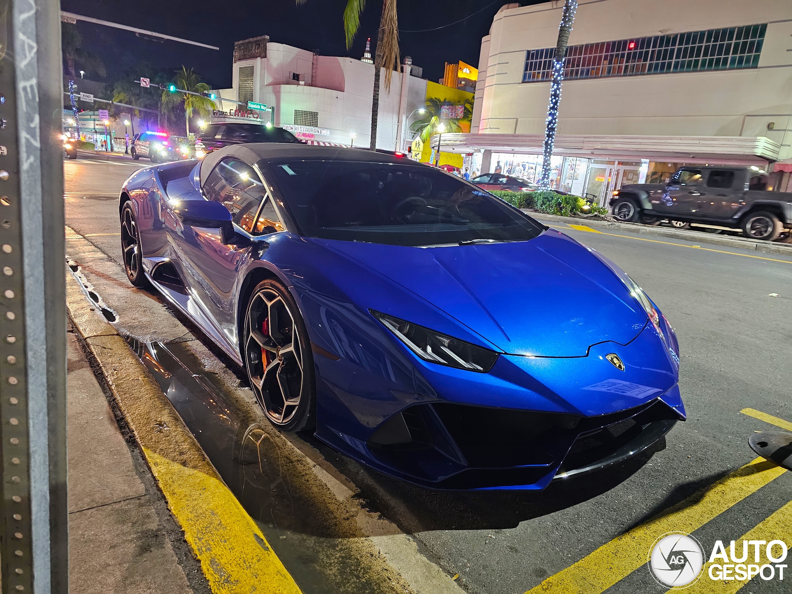 Lamborghini Huracán LP640-4 EVO Spyder