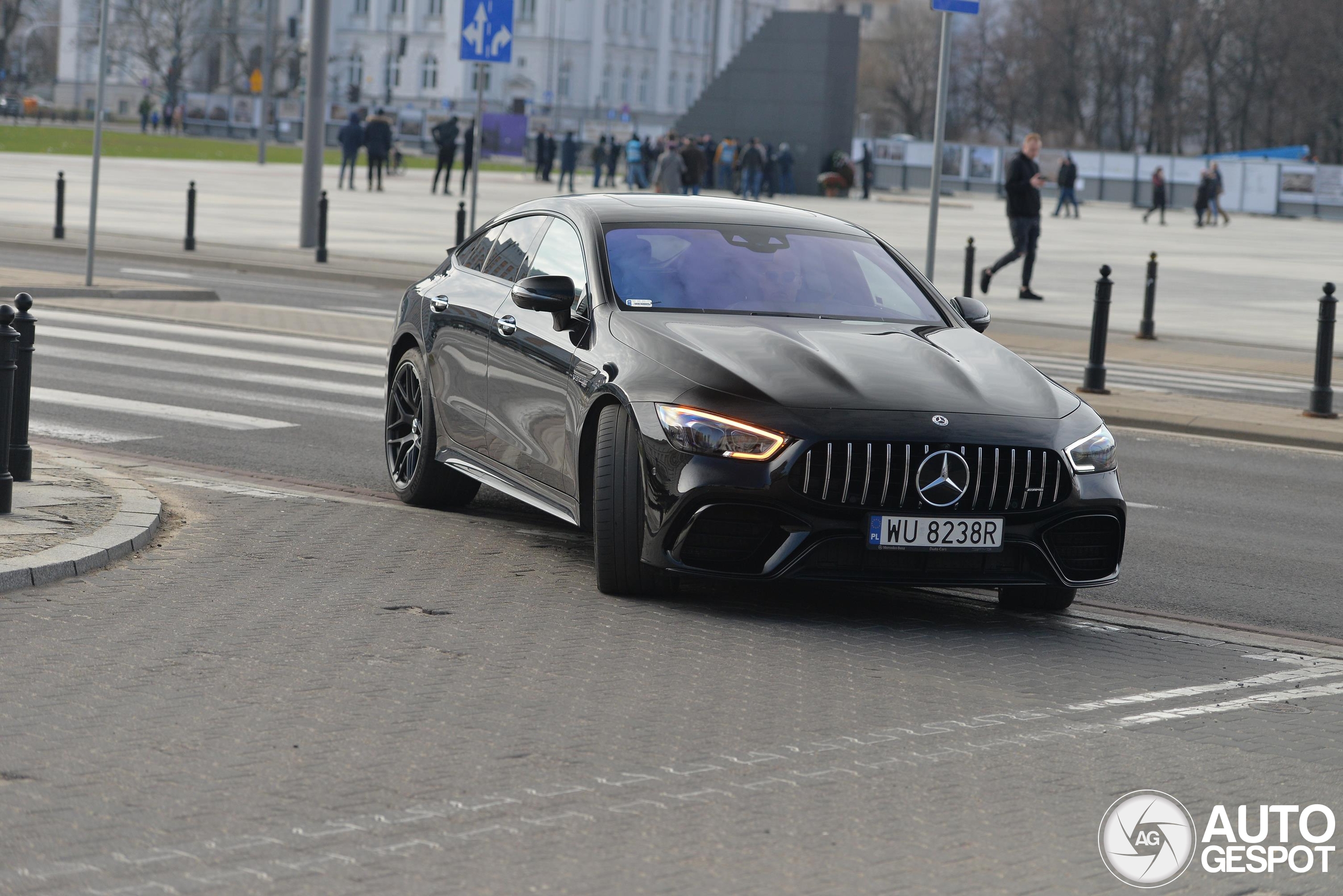 Mercedes-AMG GT 63 S X290