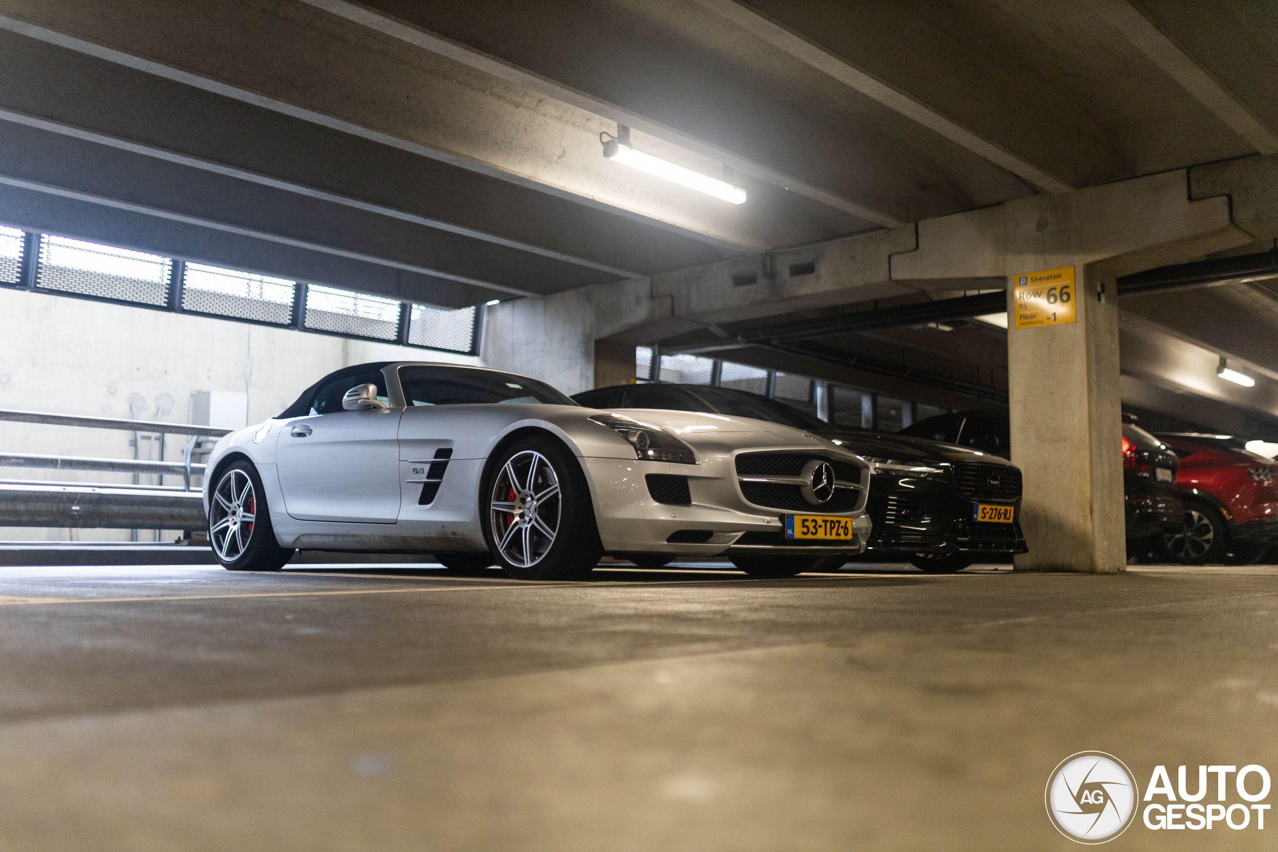 Mercedes-Benz SLS AMG Roadster