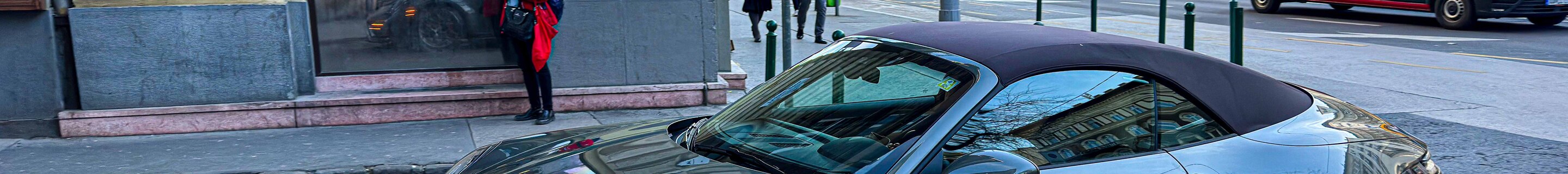 Porsche 992 Carrera 4S Cabriolet