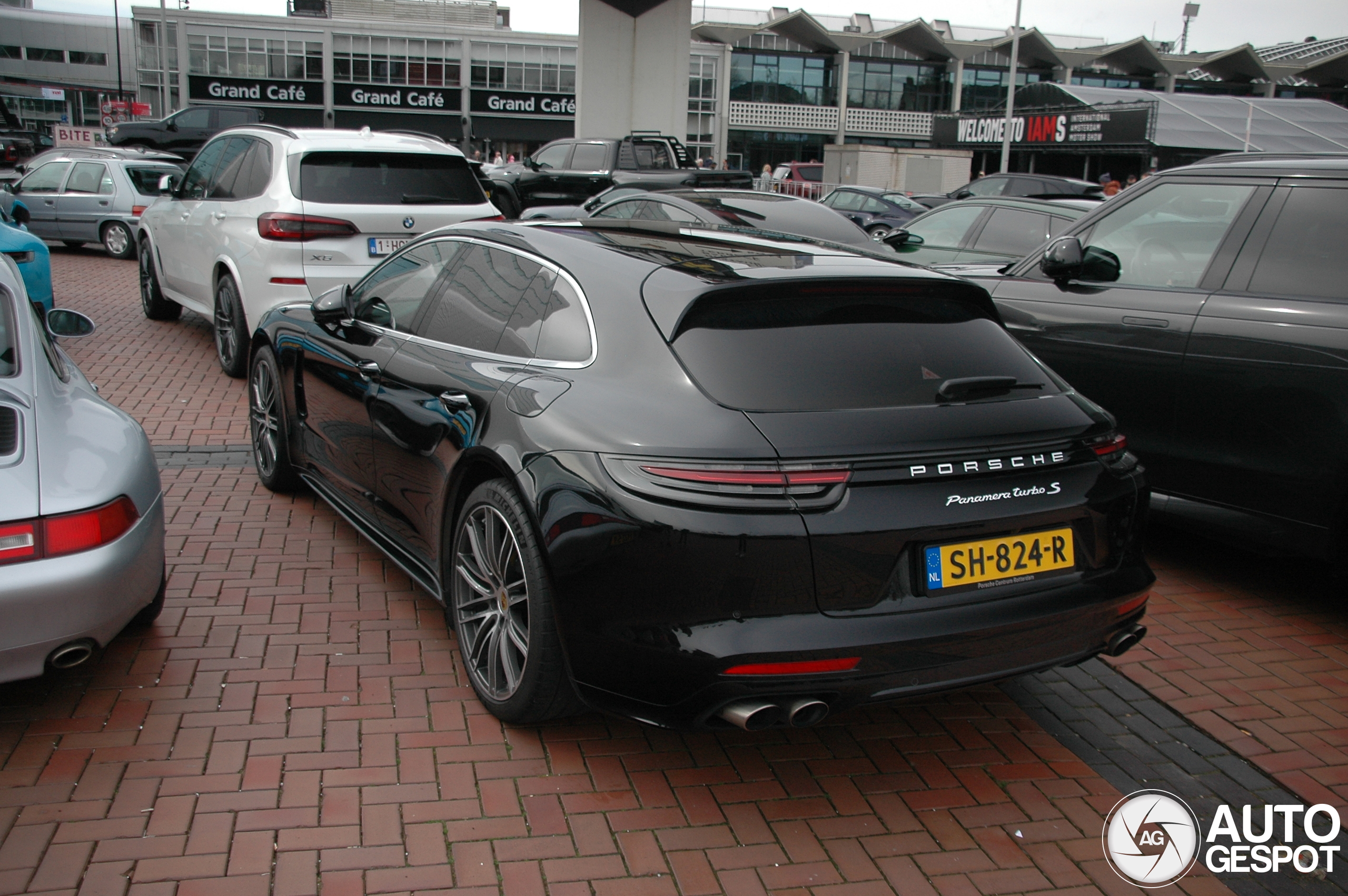 Porsche 971 Panamera Turbo S E-Hybrid Sport Turismo