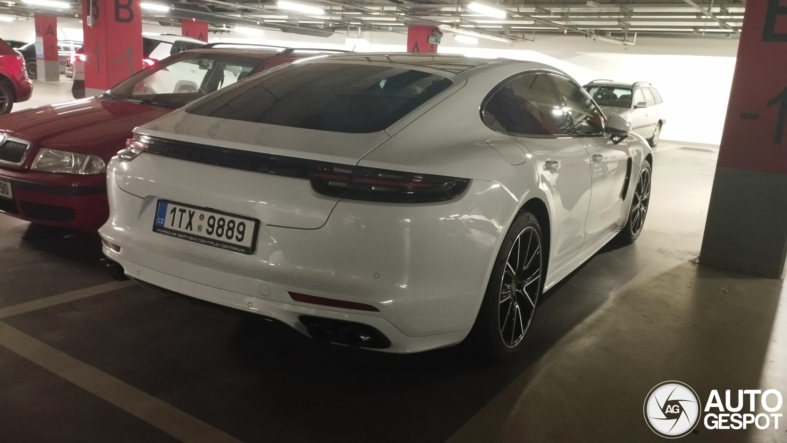 Porsche 971 Panamera Turbo S MkII