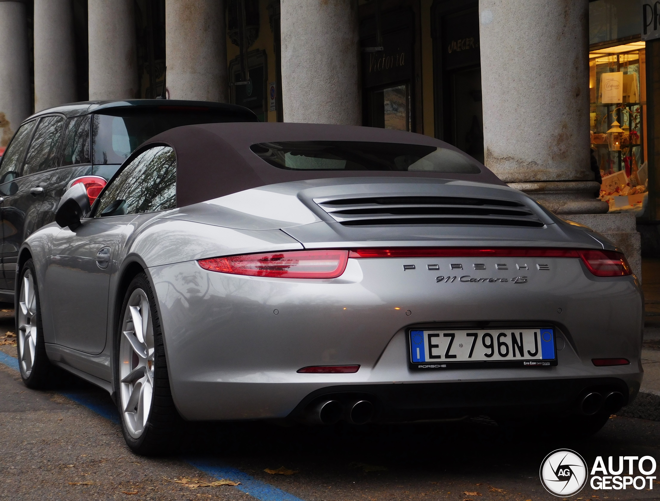 Porsche 991 Carrera 4S Cabriolet MkI