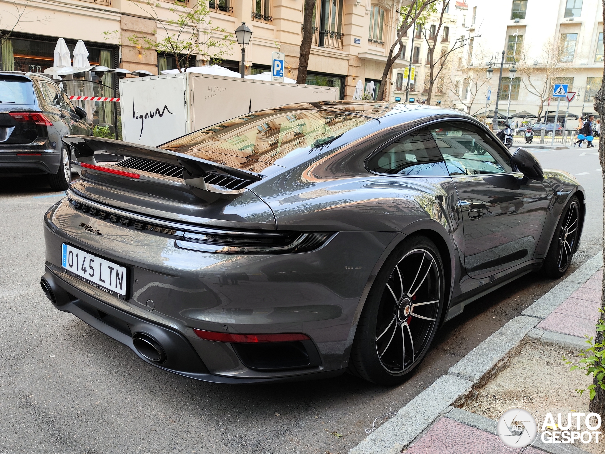 Porsche 992 Turbo