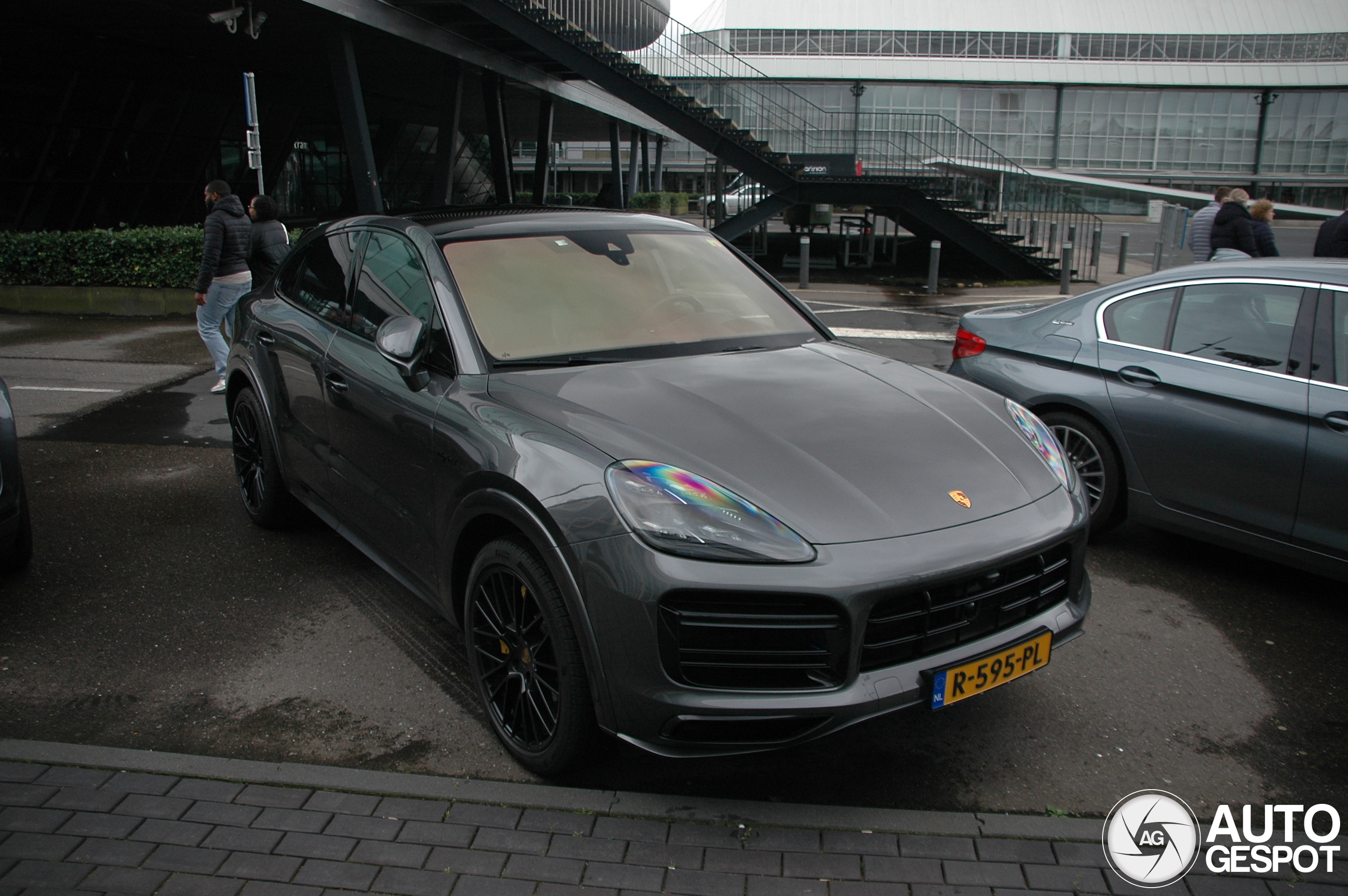 Porsche Cayenne Coupé Turbo S E-Hybrid