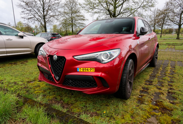 Alfa Romeo Stelvio Quadrifoglio 2020