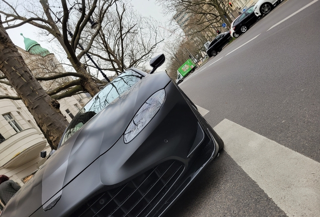 Aston Martin V8 Vantage Formula 1 Edition Roadster